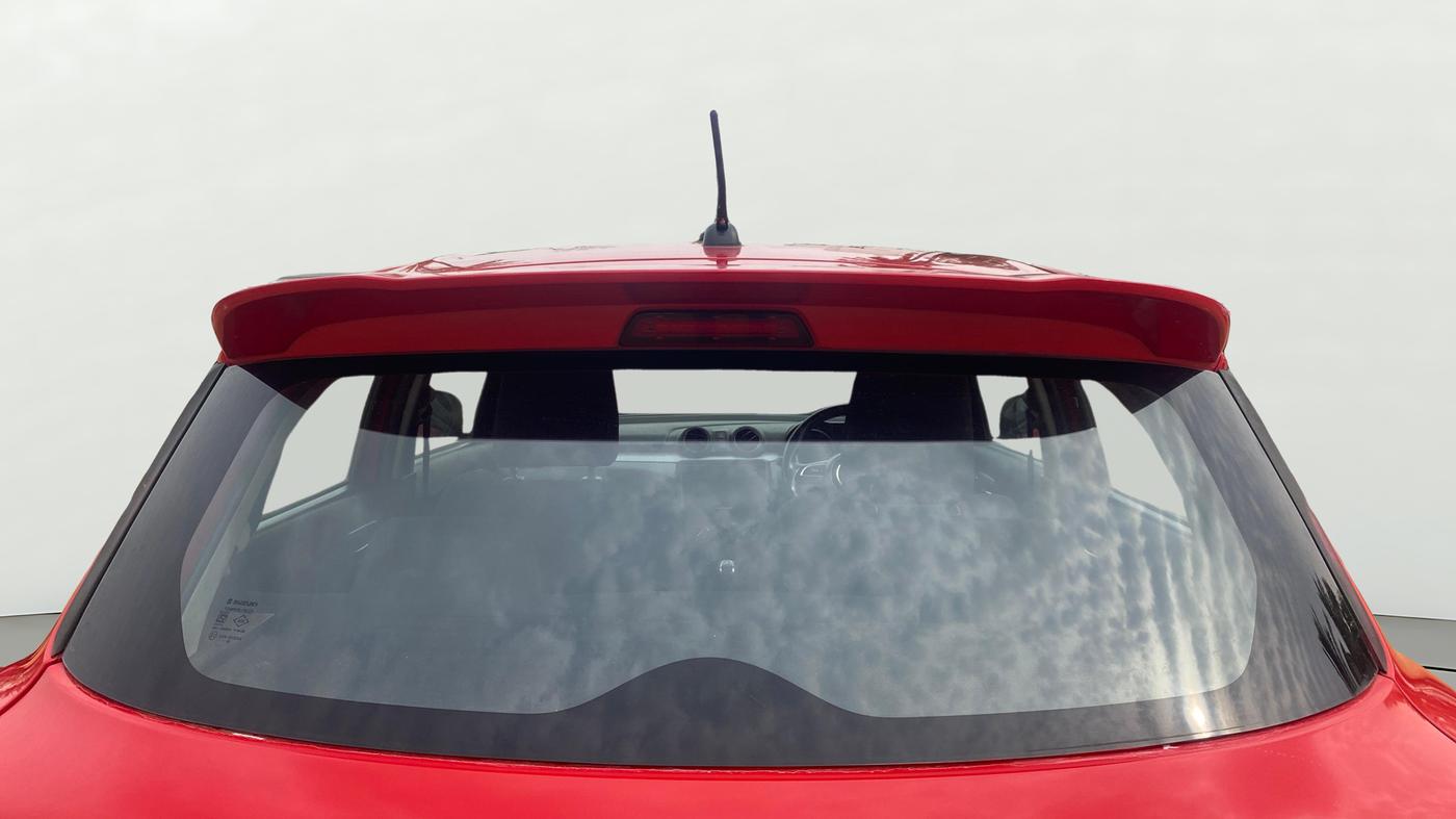 2018 Maruti Swift VXI, Petrol, Manual, 1,01,722 km, Rear Windshield