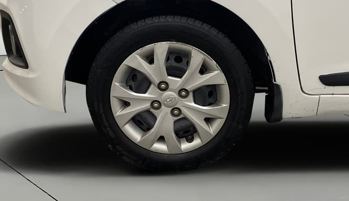 2014 Hyundai Grand i10 SPORTZ 1.2 KAPPA VTVT, Petrol, Manual, 92,943 km, Left Front Wheel
