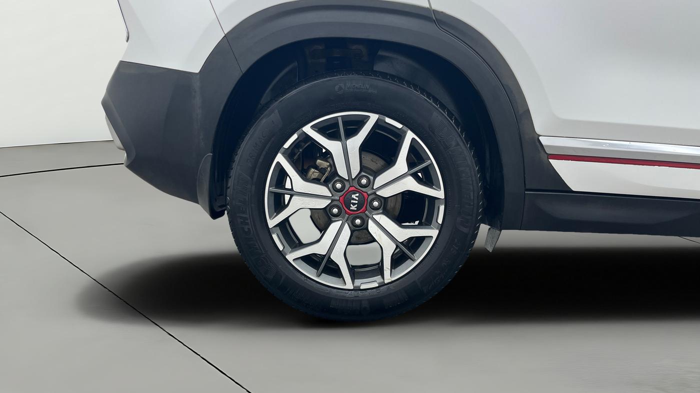 2021 KIA SELTOS GTX PLUS AT 1.5 DIESEL, Diesel, Automatic, 95,162 km, Right Rear Wheel