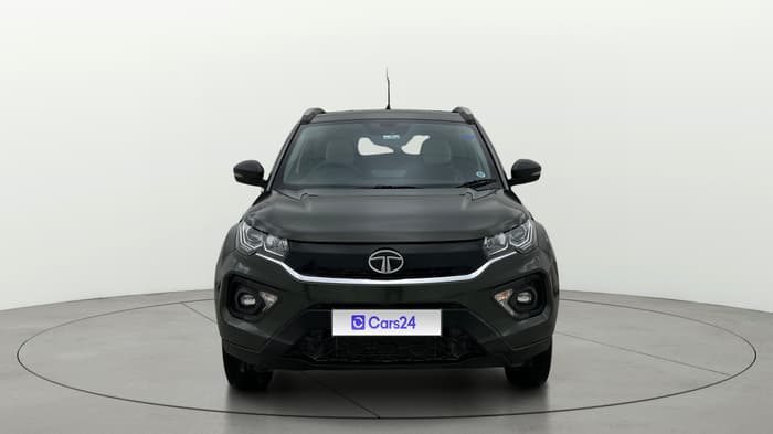 2017 Tata Hexa XT 4X2 6 STR, Diesel, Manual, 1,22,091 km, Front
