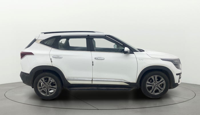 2020 KIA SELTOS HTX IVT 1.5 PETROL, Petrol, Automatic, 1,05,627 km, Right Side View