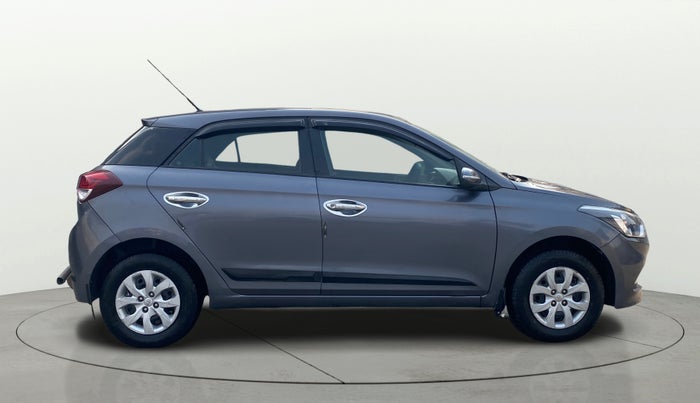 2017 Hyundai Elite i20 SPORTZ 1.2, Petrol, Manual, 83,911 km, Right Side View