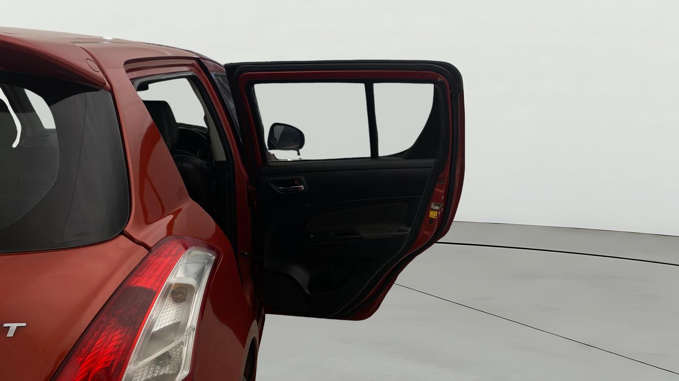 2013 Maruti Swift VXI, Petrol, Manual, 96,561 km, RHS Rear Door