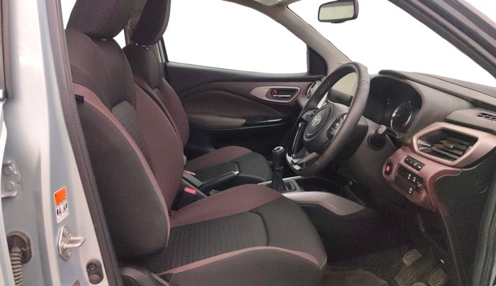 2025 Toyota Urban Cruiser Taisor V 1.0 Petrol MT, Petrol, Manual, 9,028 km, Right Side Front Door Cabin