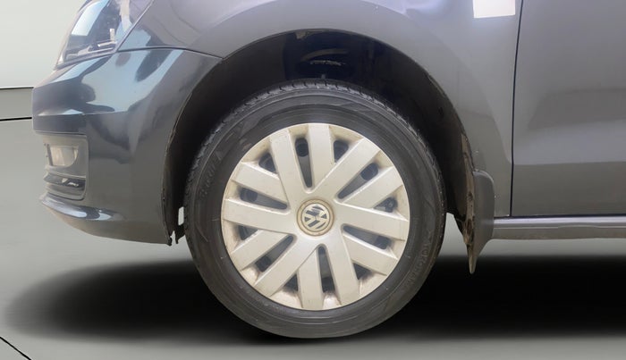 2015 Volkswagen Vento COMFORTLINE 1.6, Petrol, Manual, 45,326 km, Left Front Wheel
