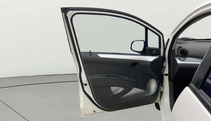 2013 Chevrolet Beat LT PETROL, Petrol, Manual, 68,685 km, LHS Front Door