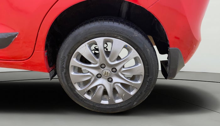 2018 Maruti Baleno ZETA PETROL 1.2, Petrol, Manual, 1,25,971 km, Left Rear Wheel