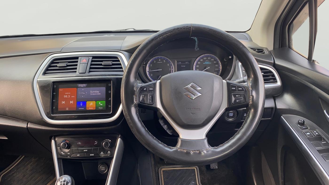 2020 Maruti S Cross ALPHA 1.5, Petrol, Manual, 1,03,527 km, Steering Wheel Close Up