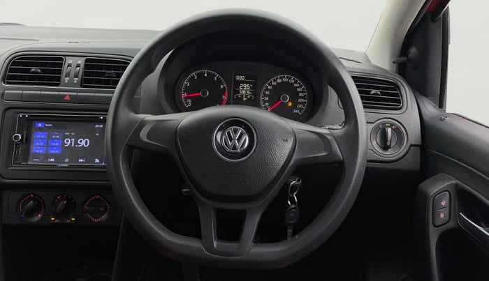 2018 Volkswagen Polo TRENDLINE 1.0L, Petrol, Manual, 53,814 km, Steering Wheel Close Up