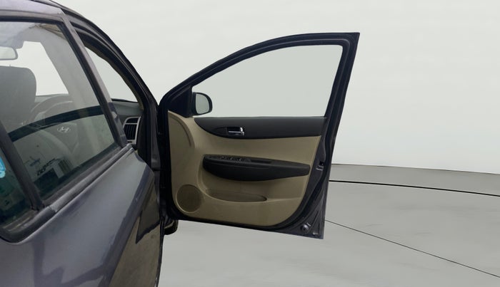 2014 Hyundai i20 SPORTZ 1.2, Petrol, Manual, 60,146 km, RHS Front Door