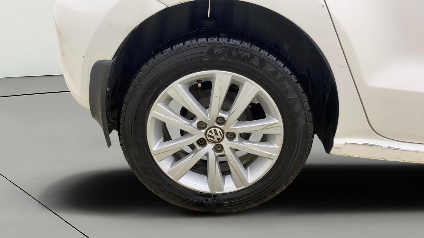2013 Volkswagen Polo GT TSI AT, Petrol, Automatic, 99,849 km, Right Rear Wheel