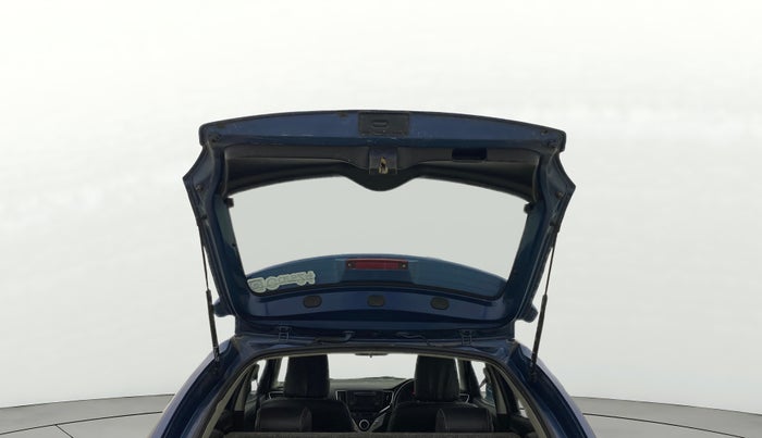 2017 Maruti Baleno DELTA PETROL 1.2, Petrol, Manual, 1,02,714 km, Boot Door Open