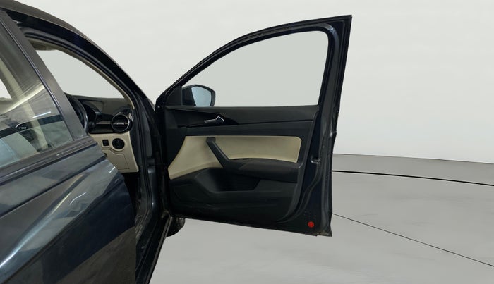 2022 Skoda SLAVIA AMBITION 1.0L TSI AT, Petrol, Automatic, 81,928 km, RHS Front Door