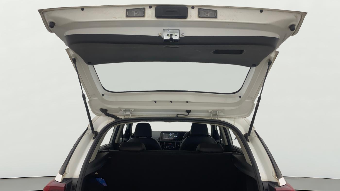 2021 KIA SONET GTX PLUS 1.5 AT DUAL TONE, Diesel, Automatic, 45,910 km, Boot Door Open