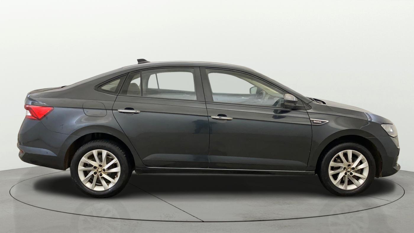 2022 Skoda SLAVIA AMBITION 1.0L TSI MT, Petrol, Manual, 39,109 km, Right Side View