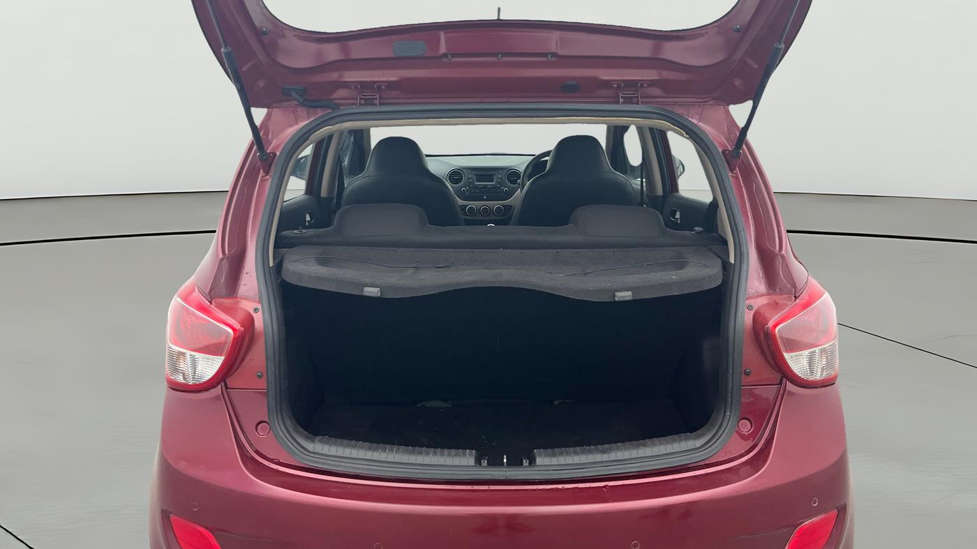 2016 Hyundai Grand i10 SPORTZ 1.2 KAPPA VTVT, Petrol, Manual, 38,332 km, Boot Open Zoomed View