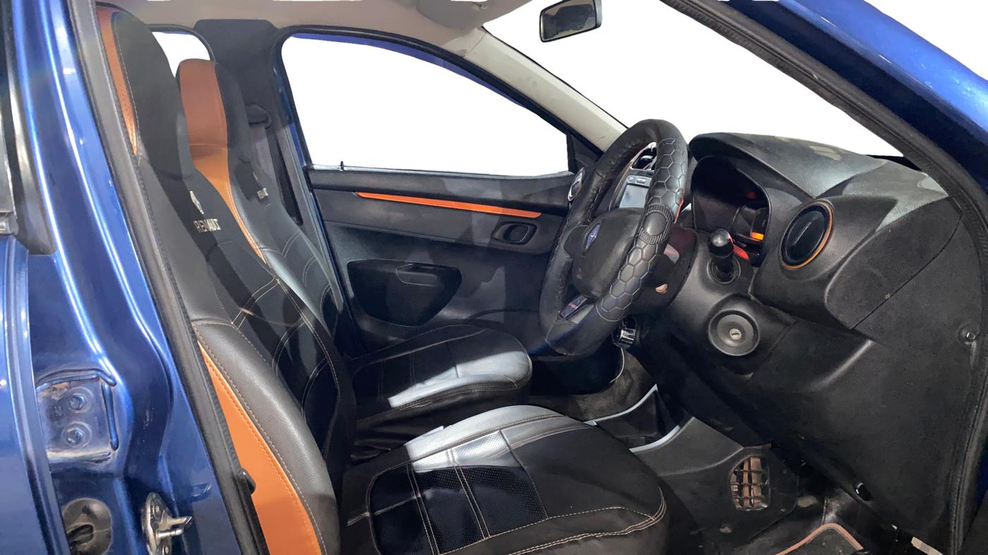 2017 Renault Kwid CLIMBER 1.0 AMT, Petrol, Automatic, 47,195 km, Right Side Front Door Cabin