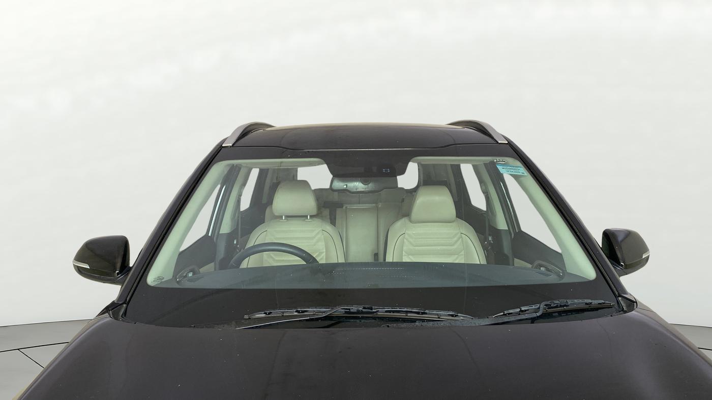 2024 KIA CARENS Luxury Plus 1.5 Turbo Petrol DCT 7 STR, Petrol, Automatic, 5,643 km, Front Windshield