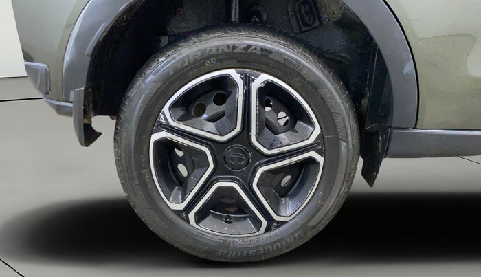 2022 Tata NEXON XM SUNROOF PETROL, Petrol, Manual, 24,651 km, Right Rear Wheel