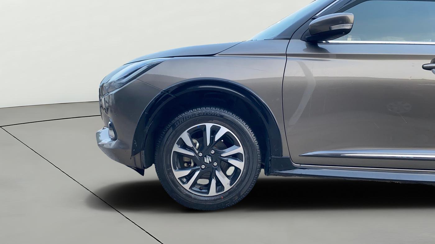 2024 Maruti Swift ZXI PLUS, Petrol, Manual, 31,305 km, Left Front Wheel