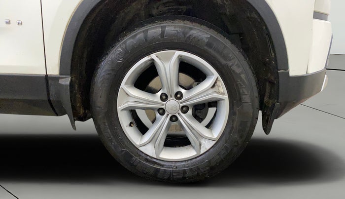 2024 Tata Harrier PURE PLUS S AT, Diesel, Automatic, 24,189 km, Right Front Wheel