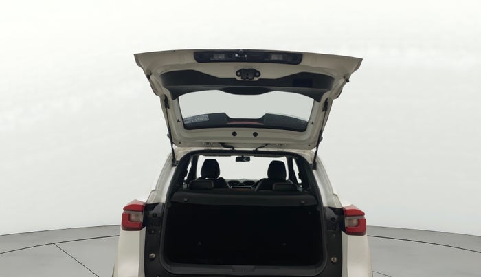 2022 Nissan MAGNITE XV PREMIUM TURBO (O) CVT, Petrol, Automatic, 45,420 km, Boot Door Open