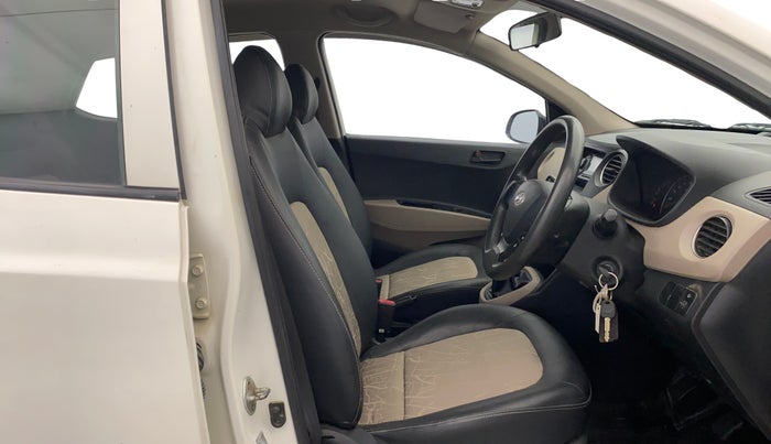 2016 Hyundai Grand i10 MAGNA 1.2 KAPPA VTVT, Petrol, Manual, 50,232 km, Right Side Front Door Cabin