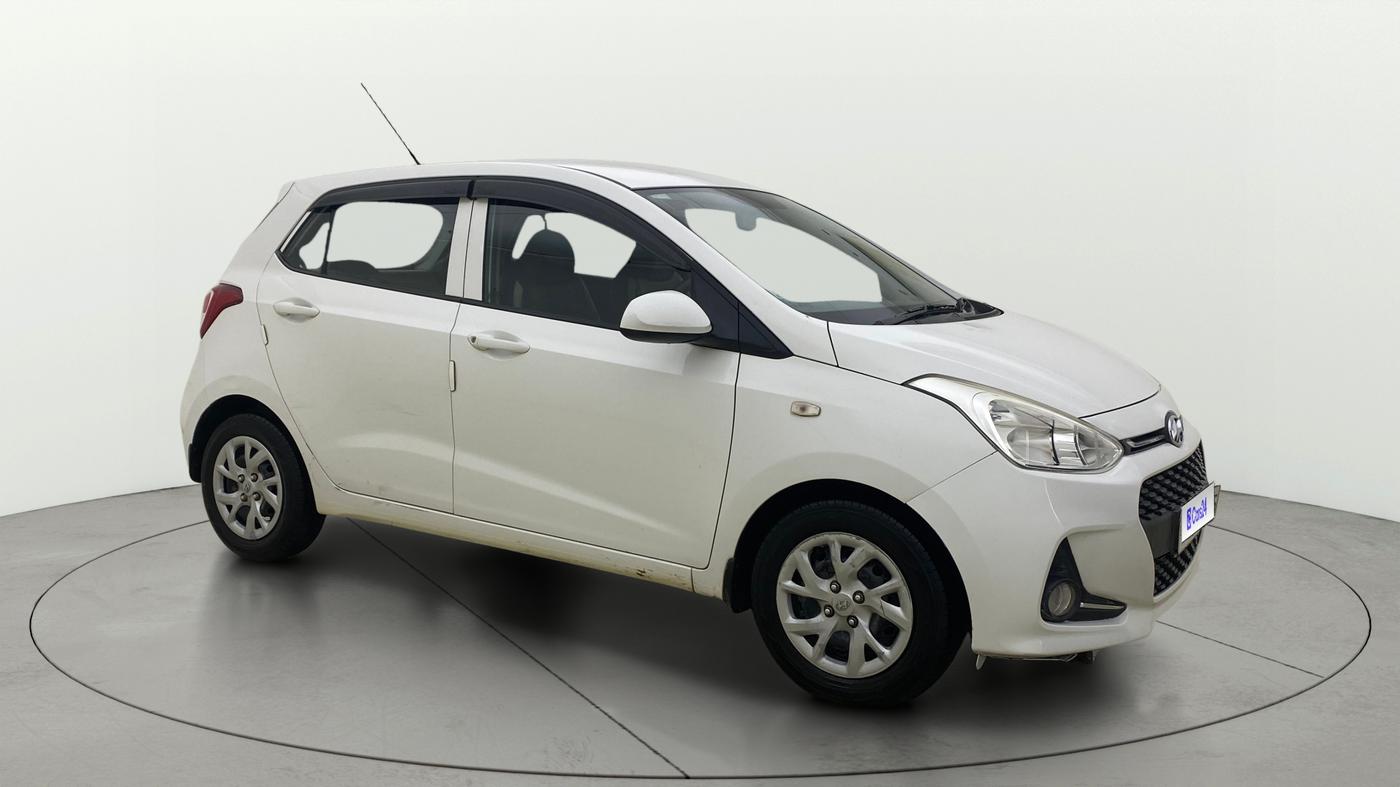 2017 Hyundai Grand i10 SPORTZ 1.2 KAPPA VTVT, Petrol, Manual, 40,212 km, Right Front Diagonal