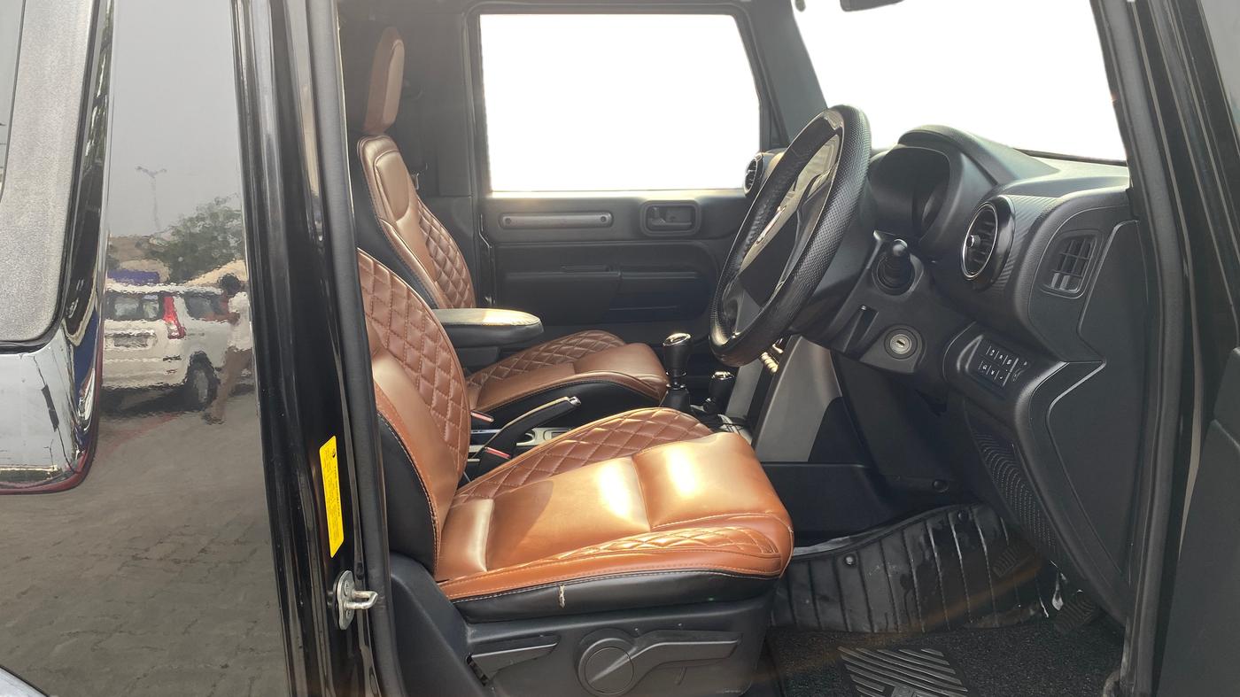 2022 Mahindra Thar LX HARD TOP 4WD MT, Diesel, Manual, 47,132 km, Right Side Front Door Cabin