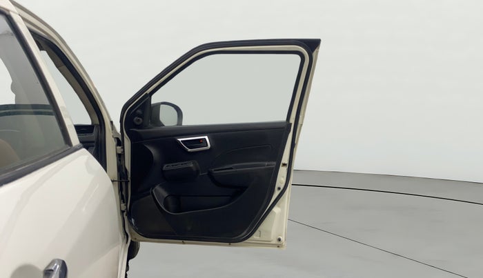 2013 Maruti Swift LXI, Petrol, Manual, 99,768 km, RHS Front Door