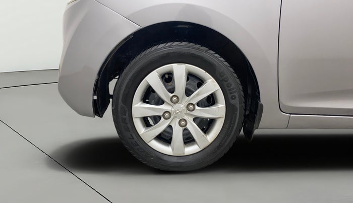 2013 Hyundai Eon MAGNA +, Petrol, Manual, 1,20,028 km, Left Front Wheel