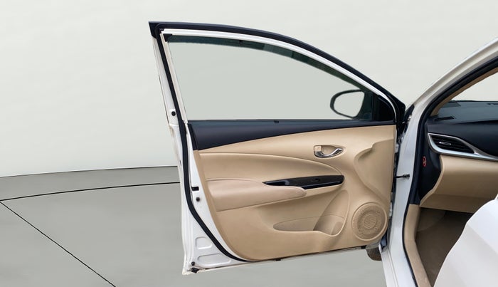 2020 Toyota YARIS VX CVT, Petrol, Automatic, 79,740 km, LHS Front Door