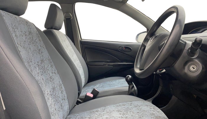 2014 Toyota Etios CROSS 1.2 G, Petrol, Manual, 70,160 km, Right Side Front Door Cabin