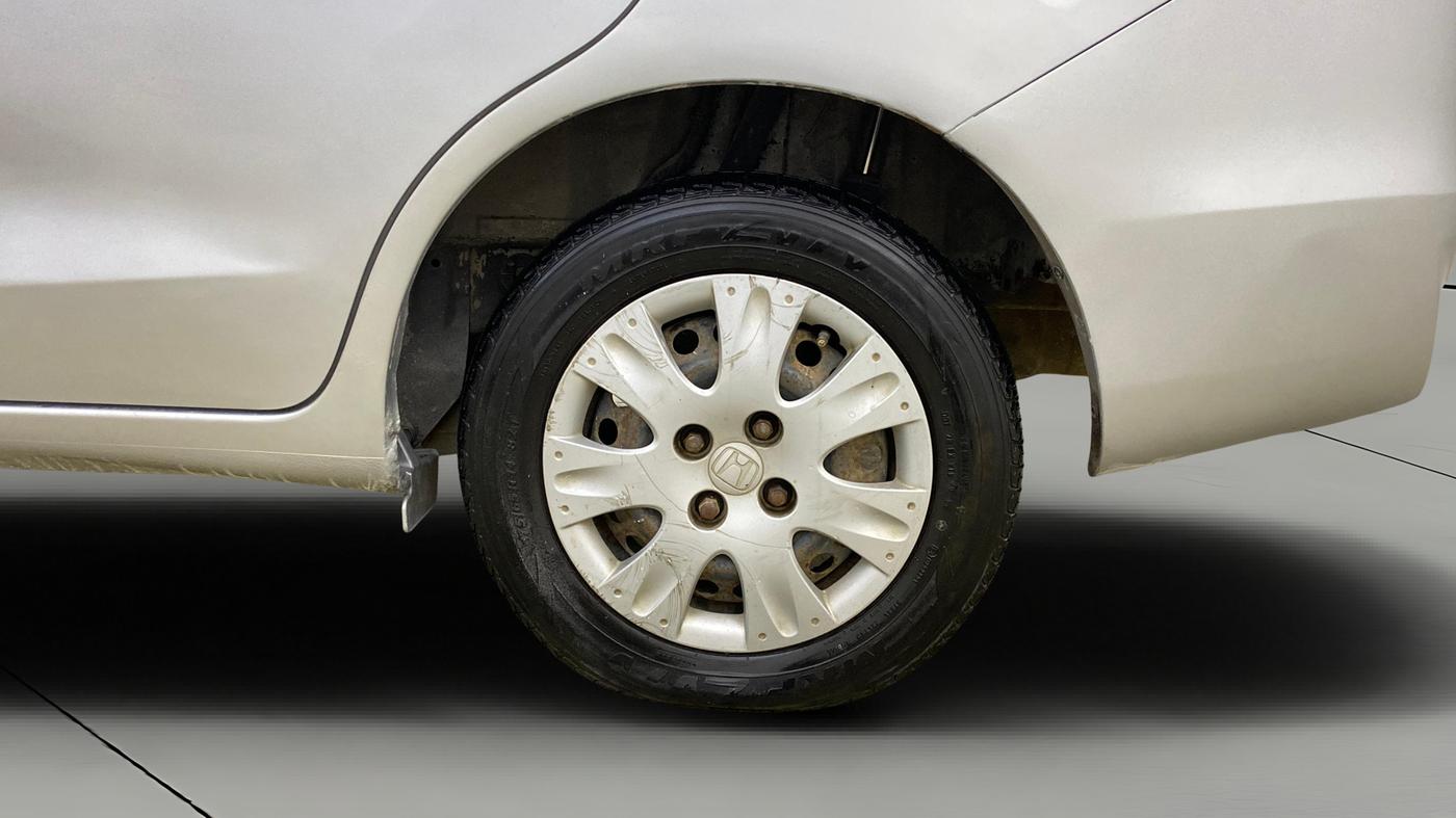 2015 Honda Amaze 1.2L I-VTEC S, Petrol, Manual, 61,041 km, Left Rear Wheel
