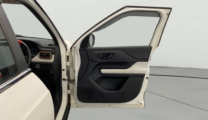 2022 Tata PUNCH ACCOMPLISHED MT, CNG, Manual, 74,630 km, RHS Front Door