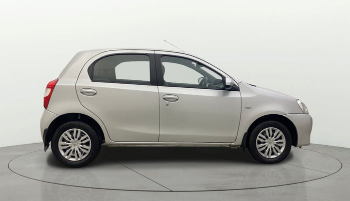 2013 Toyota Etios Liva GD, Diesel, Manual, 73,545 km, Right Side View