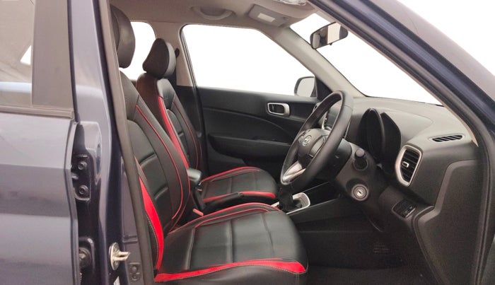 2021 Hyundai VENUE S+ 1.2, Petrol, Manual, 39,267 km, Right Side Front Door Cabin