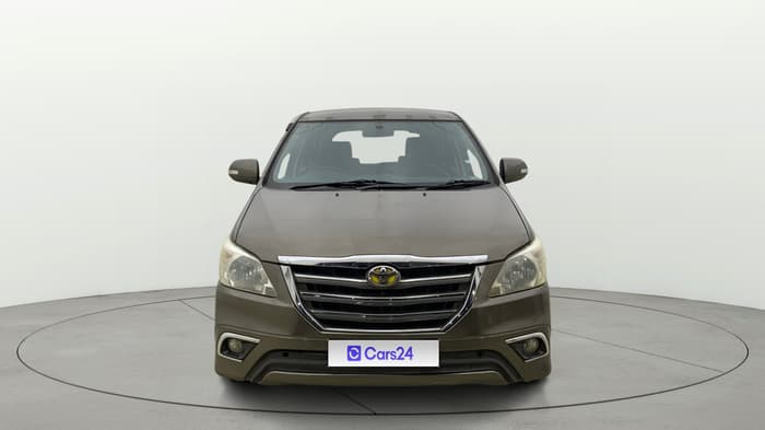 2015 Toyota Innova 2.5 VX 7 STR, Diesel, Manual, 87,545 km, Front