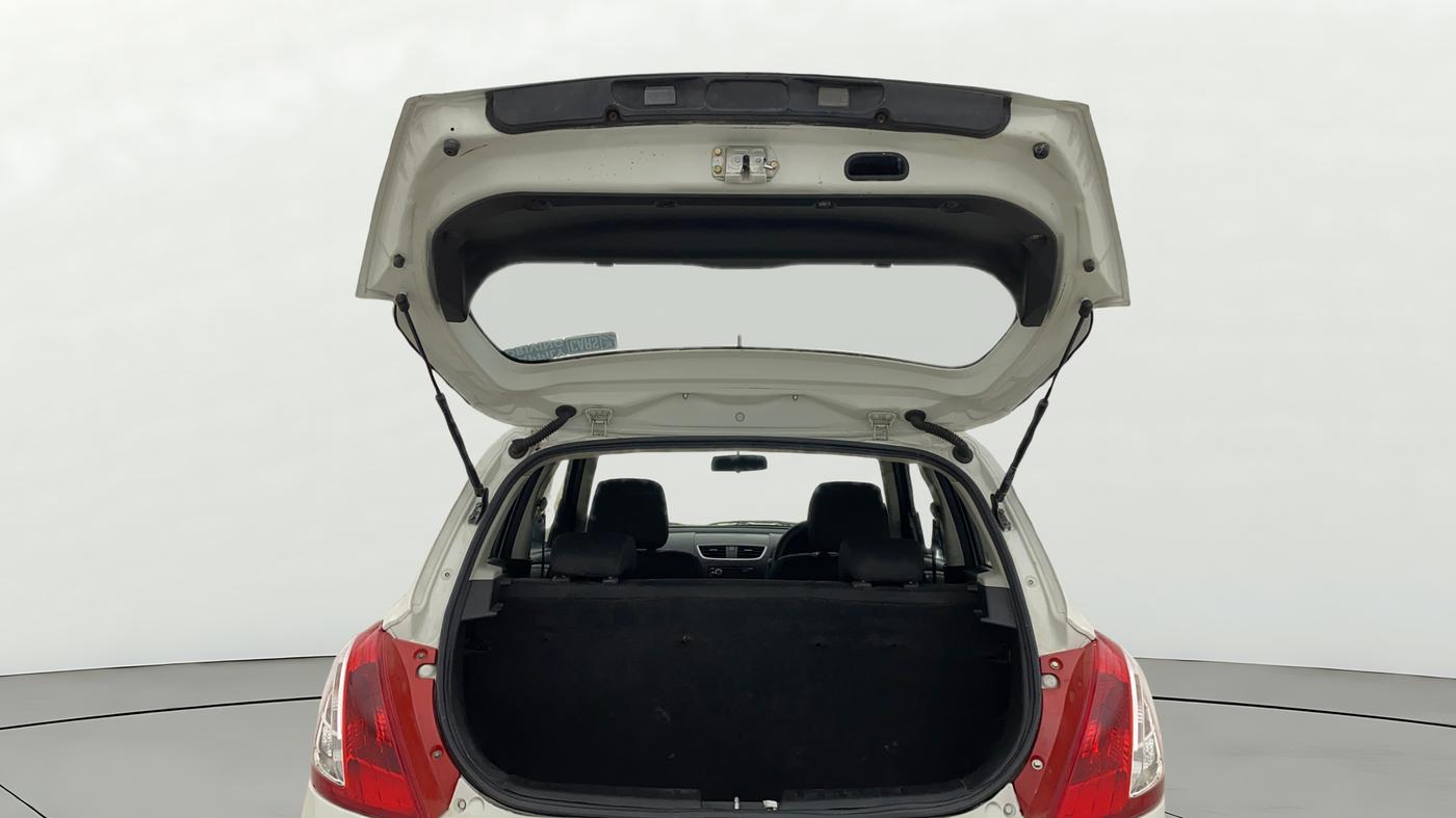 2014 Maruti Swift VXI, Petrol, Manual, 73,480 km, Boot Door Open