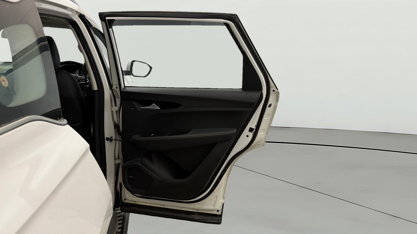 2019 MG HECTOR SHARP HYBRID 1.5 PETROL, Petrol, Manual, 1,04,650 km, RHS Rear Door