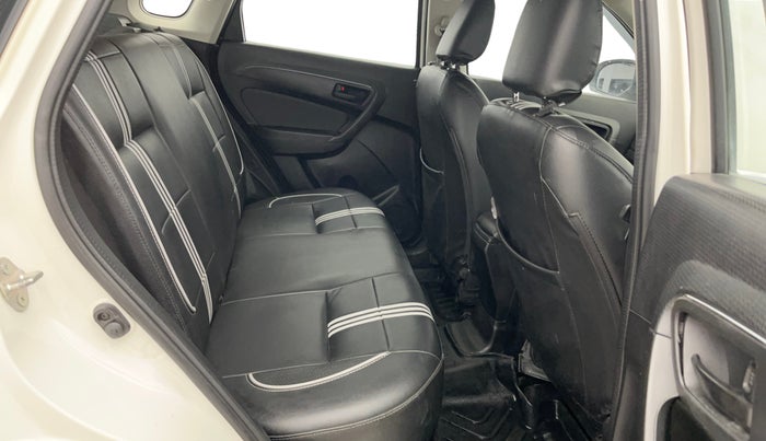 2021 Maruti Vitara Brezza LXI, Petrol, Manual, 33,530 km, Right Side Rear Door Cabin