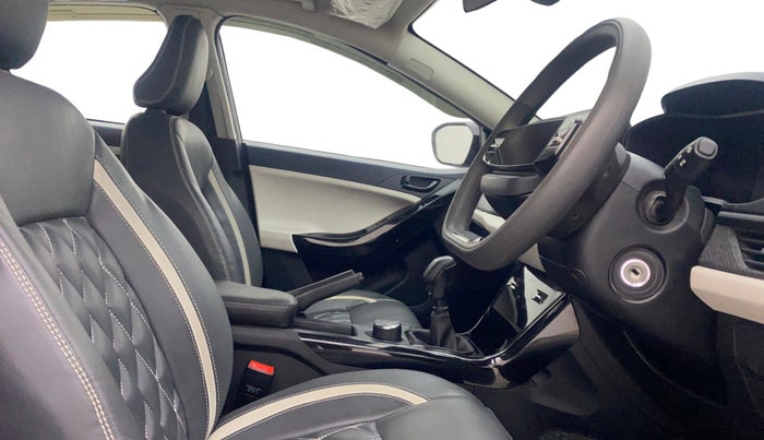 2023 Tata NEXON PURE 1.2 PETROL, Petrol, Manual, 35,232 km, Right Side Front Door Cabin