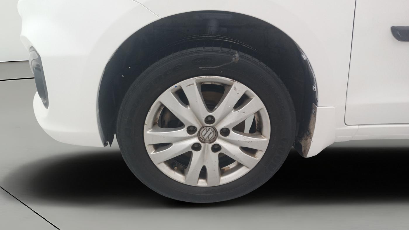 2017 Maruti Ertiga ZXI, Petrol, Manual, 88,428 km, Left Front Wheel