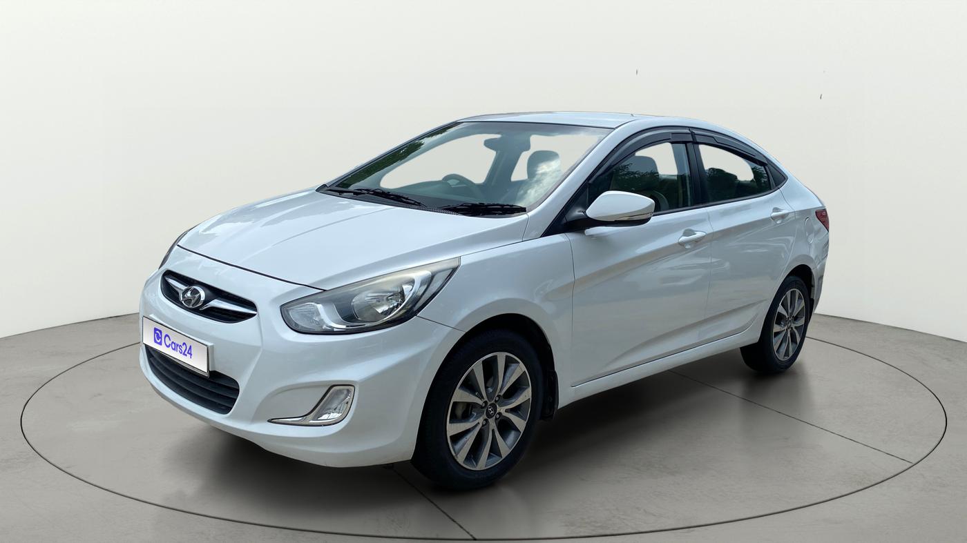 2014 Hyundai Verna FLUIDIC 1.6 VTVT SX, Petrol, Manual, 61,445 km, Left Front Diagonal