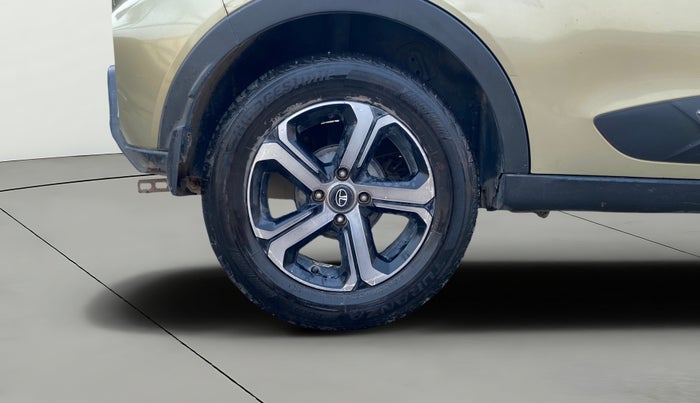 2022 Tata NEXON XZ PLUS (PREMIUM) KAZIRANGA PETROL, CNG, Manual, 97,980 km, Right Rear Wheel