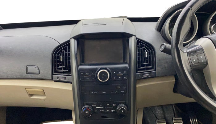 2015 Mahindra XUV500 W10, Diesel, Manual, 1,25,739 km, Air Conditioner