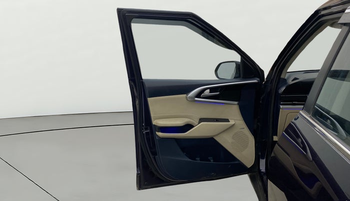 2022 KIA CARENS LUXURY PLUS 1.5 DIESEL AT 7 STR, Diesel, Automatic, 83,166 km, LHS Front Door