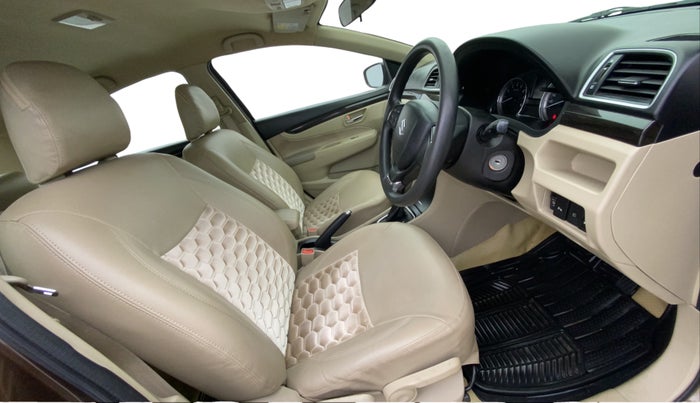 2015 Maruti Ciaz VXI+AT, Petrol, Automatic, 94,706 km, Right Side Front Door Cabin