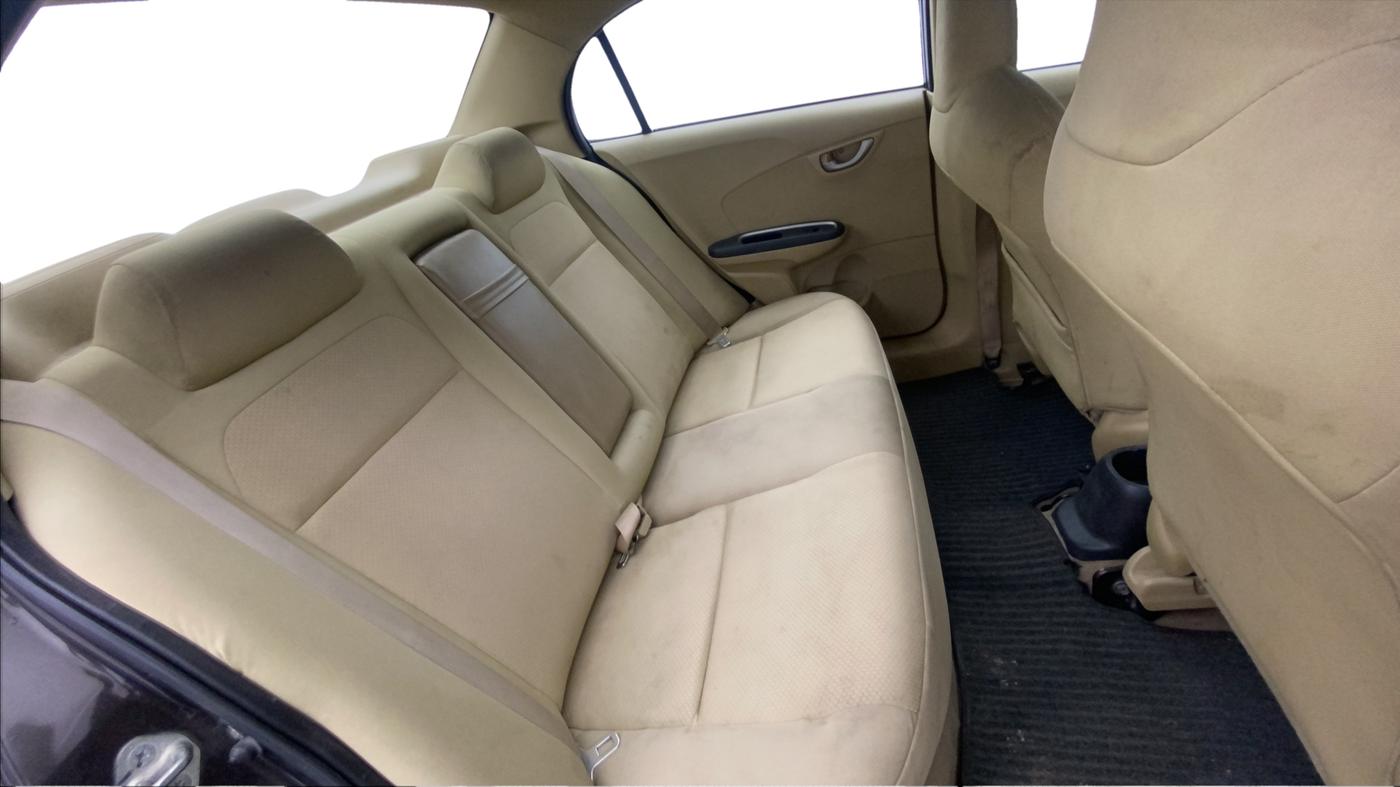 2016 Honda Amaze 1.2L I-VTEC VX, Petrol, Manual, 1,01,044 km, Right Side Rear Door Cabin
