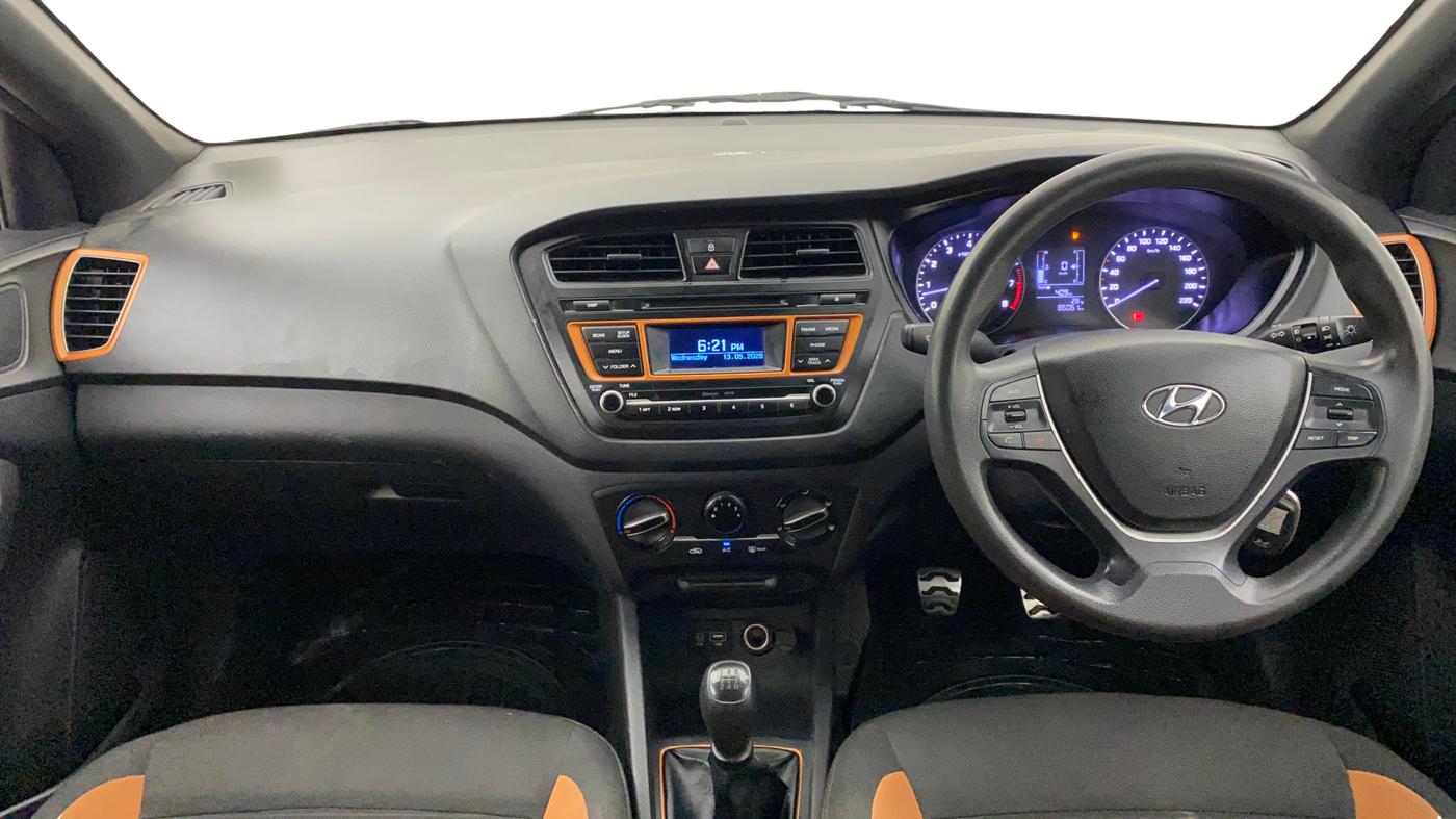 2015 Hyundai i20 Active 1.2 S, Petrol, Manual, 86,062 km, Dashboard